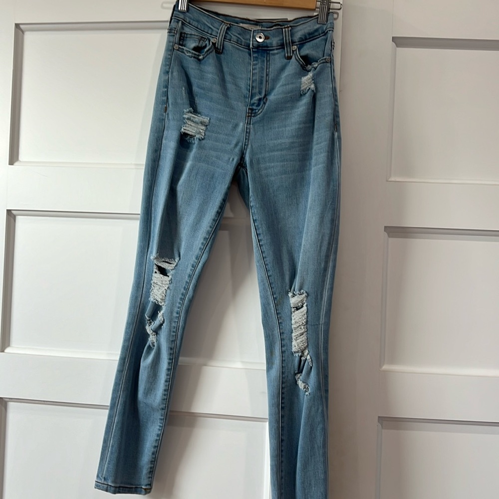 Stevie Hender Distressed jeans